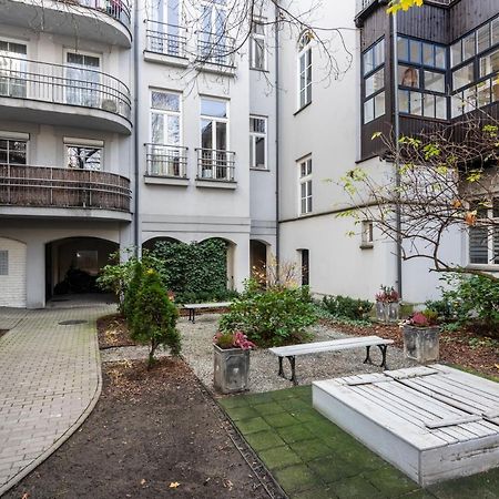 Dwupoziomowy Apartament Na Starym Podgorzu - By Upstairs Krakkó Kültér fotó